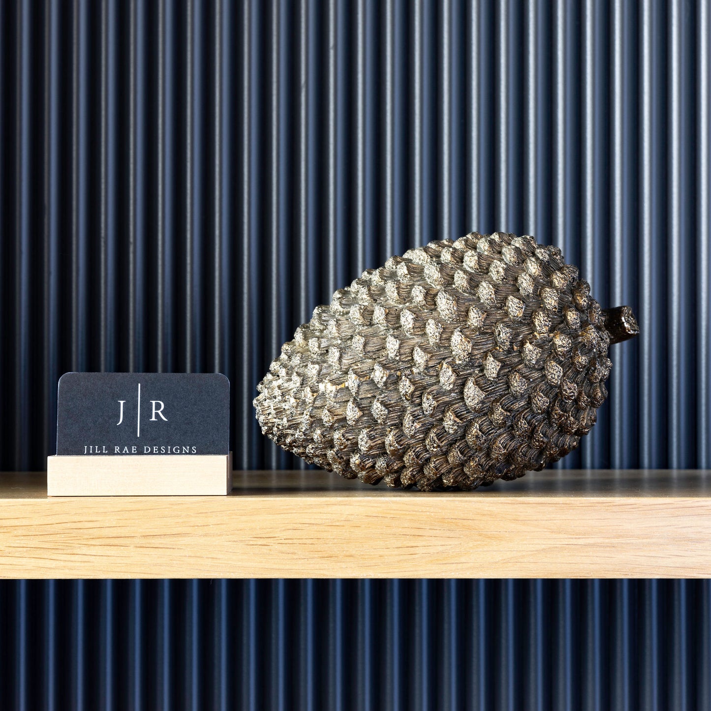 Acorn Shelf Décor