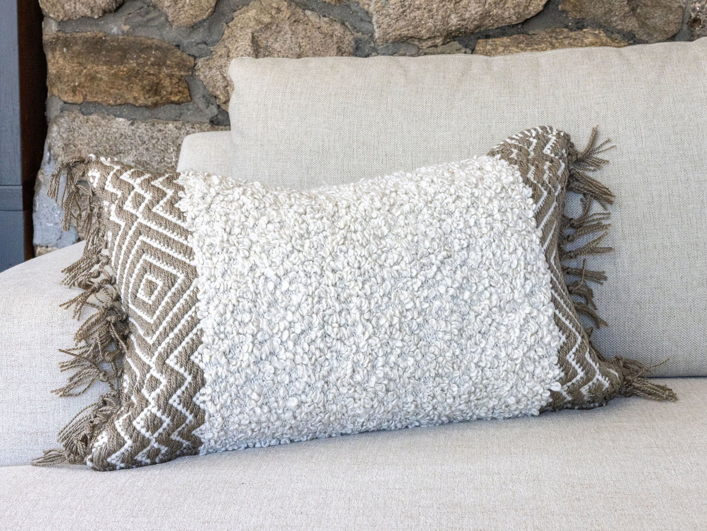 styled-brown-white-lumbar-pillow-interior-design-jill-rae-designs-ridgefield-ct